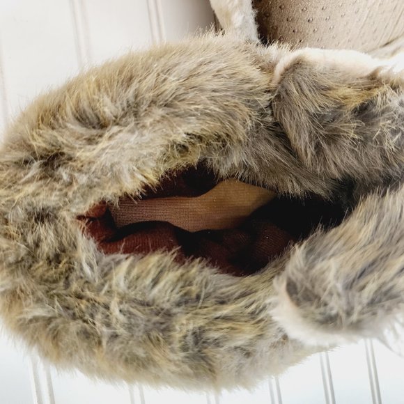 Novelty Plush Slippers Rabbit/ Bunny Faux Fur Brown and Tan Size M (7-8) - Picture 10 of 13